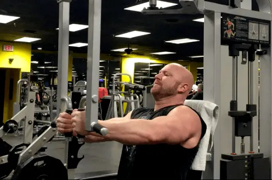 pec dec flyes chest exercises