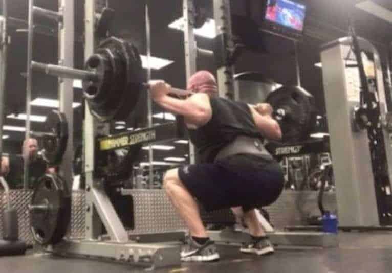 10 x 10 leg workout squats