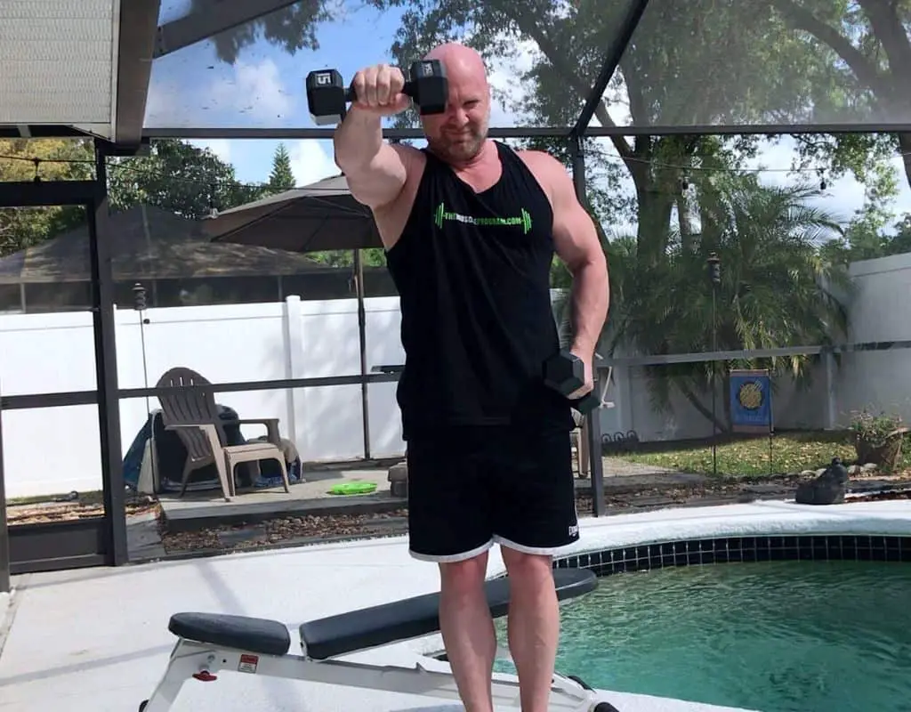 Dumbbells - shoulders - front raises