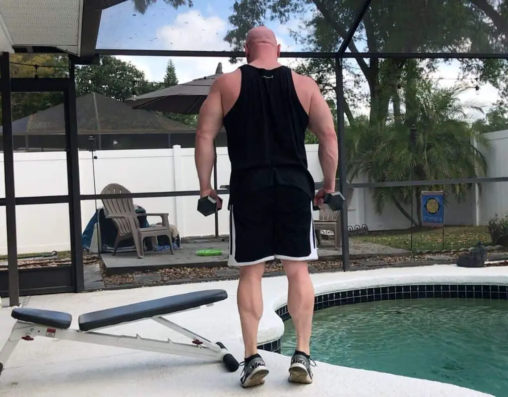 Dumbbells - legs - toe raises