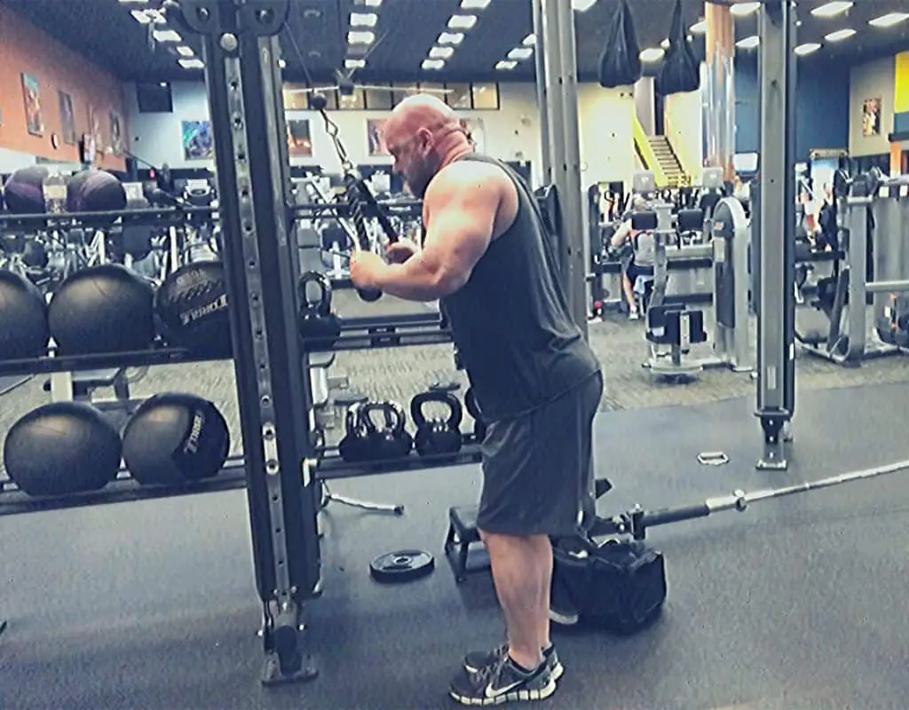 Triceps - rope pushdowns