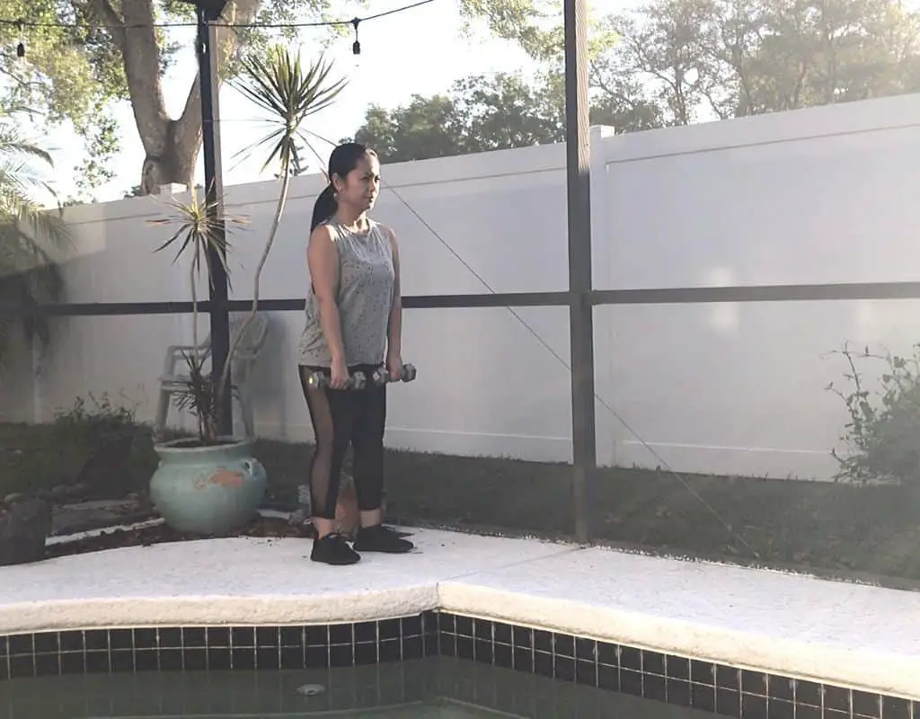 dumbbell stiff-leg deadlift - woman