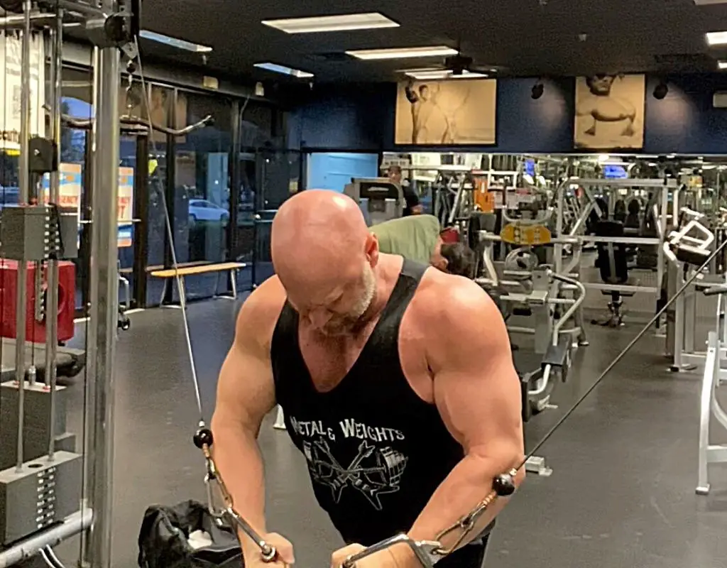 Cable Flyes chest squeeze